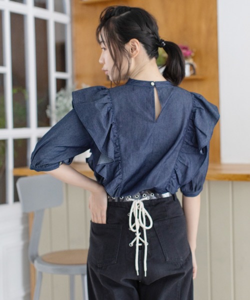 Mysa&Liina（ミーサリーナ）の「フェミニンピンタックフリルブラウス（シャツ/ブラウス・レディース・サックスブルー/インディゴブルー/ブルー・M）」の11枚目の写真