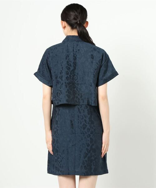 MAISON SCOTCH（メゾンスコッチ）の「アニマルプリント ワンピース【161518】（ワンピース・レディース・ネイビー/ライトベージュ・SMALL）」の3枚目の写真