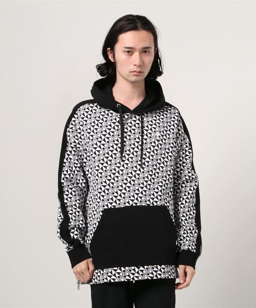 MOOSE KNUCKLES（ムースナックルズ）の「MOOSE KNUCKLES/ムースナックルズ/STATIC HOODIE/フーディー（パーカー・メンズ・ブラック・LARGE）」の6枚目の写真