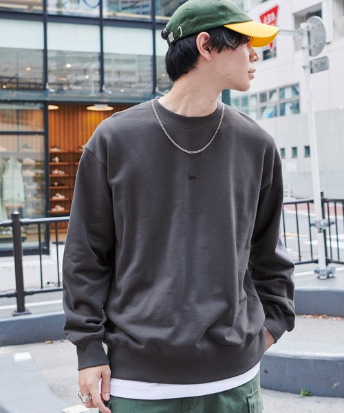 Lee(リー)の「Lee/リー BIG MINI LOGO SWEAT ロゴ刺繍 オーバーサイズプルオーバースウェット(スウェット・メンズ・ブラック系その他/サックスブルー/ピンク系その他/グレー/ベージュ・XL/M/L)」の18枚目の写真