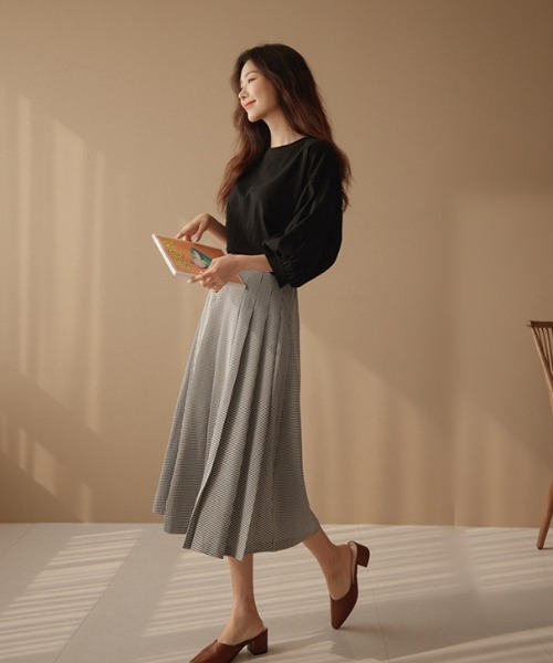 ABITOKYO(アビトーキョー)の「綿麻ボリュームスリーブブラウス(シャツ/ブラウス・レディース・ホワイト/ブラック/ベージュ・FREE)」の20枚目の写真