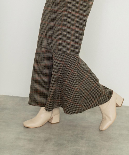 w closet（ダブルクローゼット）の「【新色追加】ストレッチブーツ（ブーツ・レディース・ブラック/キナリ/ベージュ/セージグリーン・L/M）」の12枚目の写真