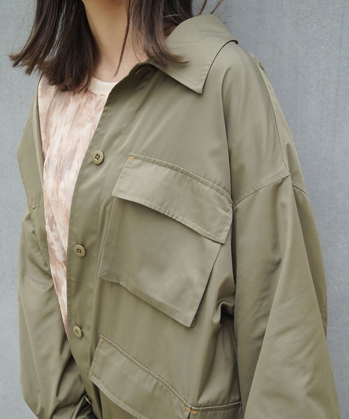 179/WG（イチナナキュウダブルジー）の「オーバーサイズミリタリーシャツブルゾン（ブルゾン・レディース・ブラック/カーキ・MEDIUM）」の12枚目の写真