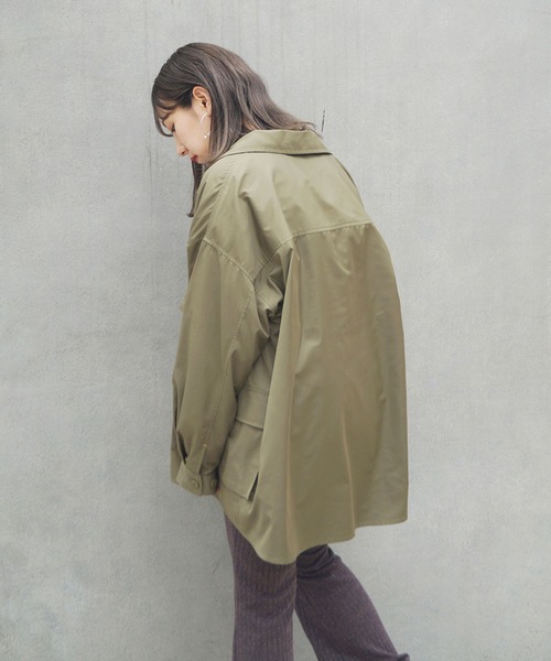 179/WG（イチナナキュウダブルジー）の「オーバーサイズミリタリーシャツブルゾン（ブルゾン・レディース・ブラック/カーキ・MEDIUM）」の10枚目の写真