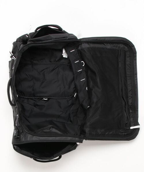 THE NORTH FACE(ザノースフェイス)の「ベースキャンプボイジャーダッフルドラムバッグ BASE CAMP VOYAGER DUFFEL 32L(バックパック/リュック・メンズ・ブラック/ブラック系その他・F)」の4枚目の写真