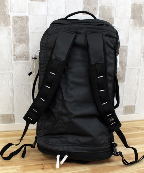 THE NORTH FACE(ザノースフェイス)の「ベースキャンプボイジャーダッフルドラムバッグ BASE CAMP VOYAGER DUFFEL 32L(バックパック/リュック・メンズ・ブラック/ブラック系その他・F)」の21枚目の写真