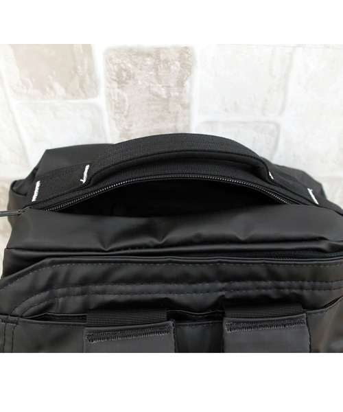 THE NORTH FACE(ザノースフェイス)の「ベースキャンプボイジャーダッフルドラムバッグ BASE CAMP VOYAGER DUFFEL 32L(バックパック/リュック・メンズ・ブラック/ブラック系その他・F)」の17枚目の写真