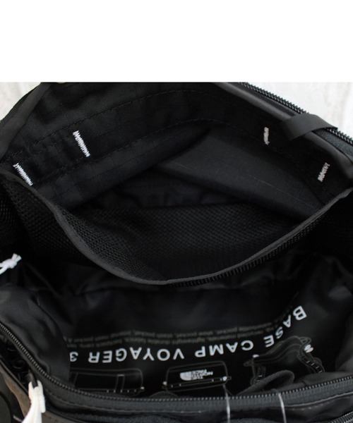 THE NORTH FACE(ザノースフェイス)の「ベースキャンプボイジャーダッフルドラムバッグ BASE CAMP VOYAGER DUFFEL 32L(バックパック/リュック・メンズ・ブラック/ブラック系その他・F)」の16枚目の写真