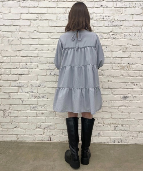 one after another NICE CLAUP(ワンアフターアナザーナイスクラップ)の「【ZOZOTOWN限定・大好評リバイバルアイテム】ボリュームスリーブティアードチュニック(チュニック・レディース・オフホワイト/ブラック/テラコッタ/サックスブルー・FREE)」の21枚目の写真