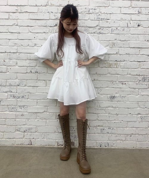 one after another NICE CLAUP(ワンアフターアナザーナイスクラップ)の「【ZOZOTOWN限定・大好評リバイバルアイテム】ボリュームスリーブティアードチュニック(チュニック・レディース・オフホワイト/ブラック/テラコッタ/サックスブルー・FREE)」の5枚目の写真