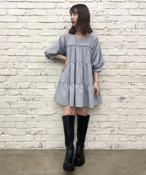 one after another NICE CLAUP(ワンアフターアナザーナイスクラップ)の「【ZOZOTOWN限定・大好評リバイバルアイテム】ボリュームスリーブティアードチュニック(チュニック・レディース・オフホワイト/ブラック/テラコッタ/サックスブルー・FREE)」の7枚目の写真