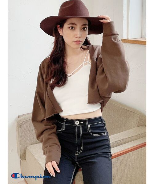 Champion(チャンピオン)の「Championスウェットカーディガン(カーディガン/ボレロ・レディース・ブラウン/グレー/オフホワイト・FREE)」の17枚目の写真