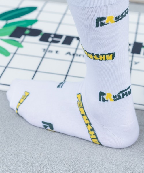 Perushu(ペルーシュ)の「【1周年記念アイテム】Perushuロゴソックス(ソックス/靴下・メンズ・ホワイト・FREE)」の8枚目の写真