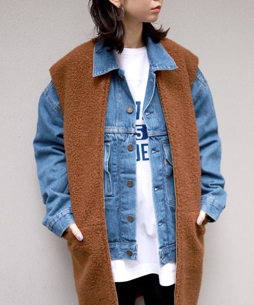 スローブイエナ　LE DENIM デニムジャケット　ダメージ加工　ノーカラー 今年はどう着る？定番のデニムジャケット&シャツの着こなし方