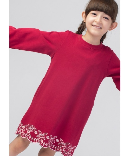 Design Tshirts Store graniph(デザイン ティーシャツ ストア グラニフ)の「コンビネーションオブリーフ|キッズスカラップド長袖スウェットワンピース(ワンピース・キッズ・ボルドー・110/130)」の9枚目の写真
