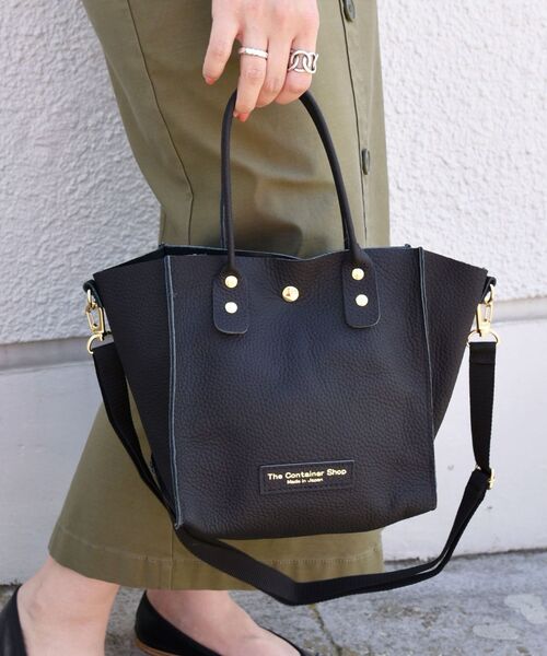 The Container Shop（ザ コンテナショップ）の「The Container Shop: スクエア 2WAY レザー ショルダー バッグ M（ショルダーバッグ・レディース・ブラック/ベージュ・ONE SIZE）」の2枚目の写真