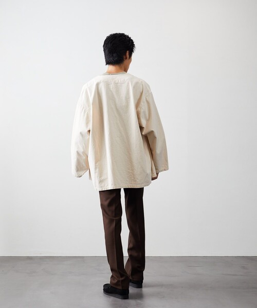 HINSON(ヒンソン)の「HINSON/ヒンソン ドットボタン スリーピングシャツ(シャツ/ブラウス・メンズ・ブラック/その他13/ホワイト/ナチュラル・MEDIUM/LARGE)」の11枚目の写真