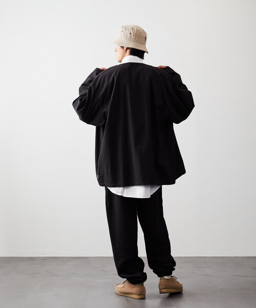 HINSON(ヒンソン)の「HINSON/ヒンソン ドットボタン スリーピングシャツ(シャツ/ブラウス・メンズ・ブラック/その他13/ホワイト/ナチュラル・MEDIUM/LARGE)」の7枚目の写真