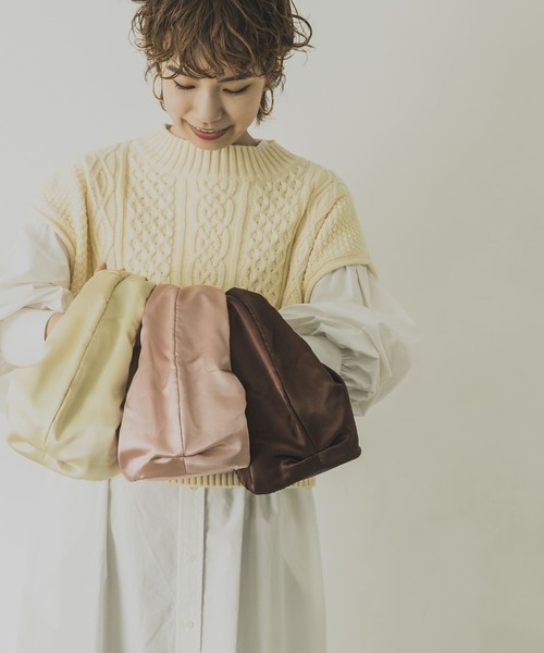 URBAN RESEARCH（アーバンリサーチ）の「サテンミニバッグ