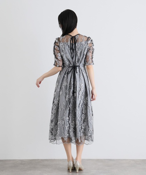 PourVous（プールヴー）の「七分袖&ミモレ丈 パーティー ドレス フラワー レース 大きいサイズ 結婚式 フォーマル 同窓会 オケージョンドレス ワンピース お呼ばれ 二次会 成人式 謝恩会 20代 30代（ドレス・レディース・シルバー/ブラック/ネイビー/モカ・S/M/L）」の7枚目の写真
