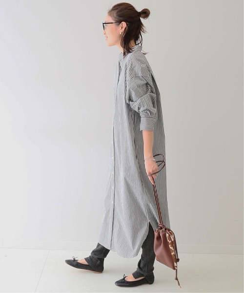 SLOBE IENA（スローブイエナ）の「タイプライターシャツワンピース【洗濯機使用可能】◆（シャツワンピース・レディース・ホワイト/ブラウン/ブラック系その他・FREE）」の16枚目の写真