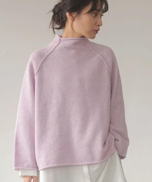 Green Parks(グリーンパークス)の「ウールライクショート丈ハイネックプルオーバー*(ニット/セーター・レディース・ライラック/ブラック/ライトベージュ/ブルーグリーン・FREE)」の4枚目の写真