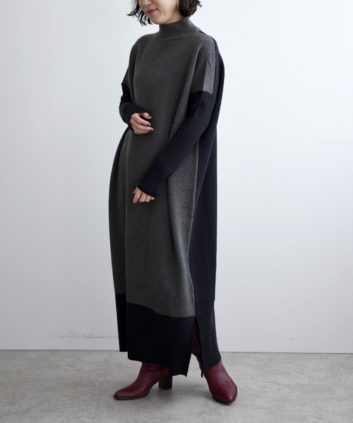 LHELBIE（レルビエ）の「バイカラーニットワンピース（ワンピース・レディース・ベージュ/グリーン/ダークグレー・M）」の2枚目の写真