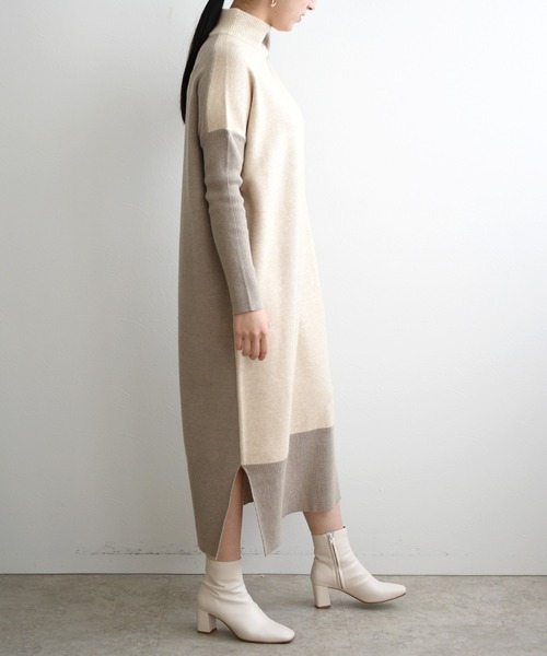 LHELBIE（レルビエ）の「バイカラーニットワンピース（ワンピース・レディース・ベージュ/グリーン/ダークグレー・M）」の10枚目の写真
