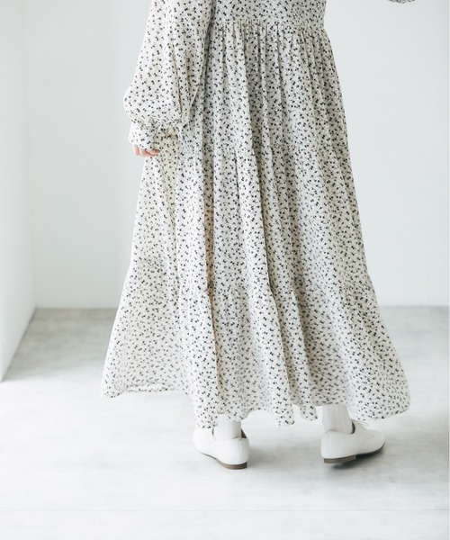 and R（アンドアール）の「小花柄ワンピース（ワンピース・レディース・ブラック/ホワイト・FREE）」の6枚目の写真