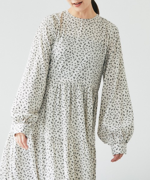 and R（アンドアール）の「小花柄ワンピース（ワンピース・レディース・ブラック/ホワイト・FREE）」の7枚目の写真