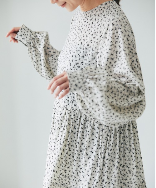 and R（アンドアール）の「小花柄ワンピース（ワンピース・レディース・ブラック/ホワイト・FREE）」の8枚目の写真