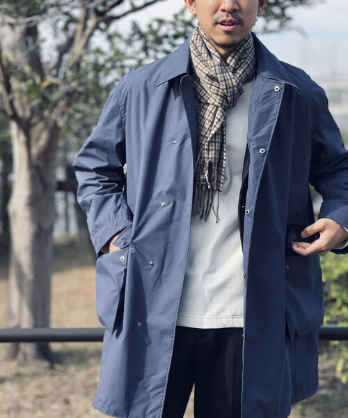 NOLLEY'S goodman（ノーリーズグッドマン）の「3WAYステンカラーコート(※英国老舗生地メーカーミラレーン社製撥水生地使用) ライナー付き（ステンカラーコート・メンズ・ダークブラウン/ネイビー/オリーブ/ブラック・SMALL/LARGE/MEDIUM）」の20枚目の写真