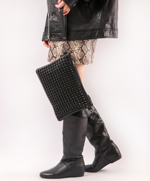 BLACK JACKALL CROWN（ブラックジャッカルクラウン）の「BLACK JACKALL CROWN スタッズ デコレーション 2WAY クラッチバッグ スクエアショルダー（クラッチバッグ・レディース・ブラック・FREE）」の8枚目の写真
