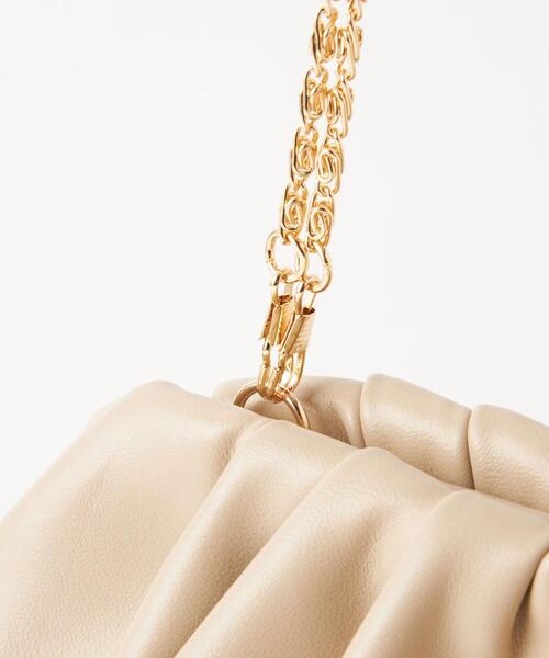 green label relaxing(グリーンレーベルリラクシング)の「【矢野未希子さん着用】ギャザークラッチバッグ(クラッチバッグ・レディース・ベージュ/その他1/ブラック・FREE)」の12枚目の写真