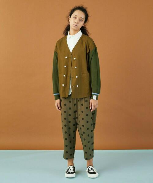 FRAPBOIS（フラボア）の「シャツジャケット（ノーカラージャケット・レディース・ブラック/カーキ・1/2）」の11枚目の写真