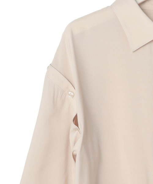 LAISSE PASSE（レッセパッセ）の「カットスリーブシャツブラウス（シャツ/ブラウス・レディース・ライトベージュ/ブルー系その他・MEDIUM）」の3枚目の写真