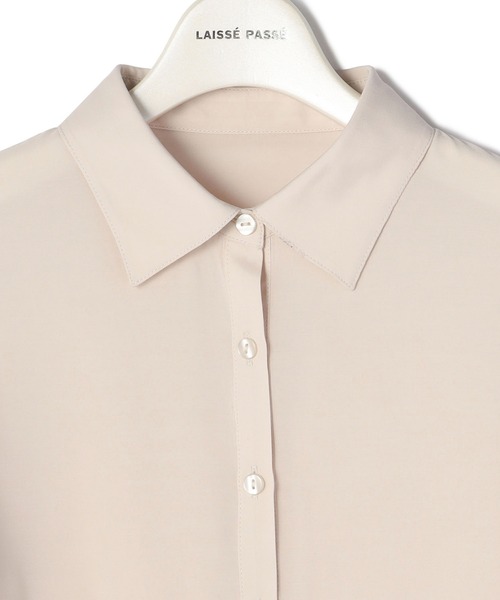 LAISSE PASSE（レッセパッセ）の「カットスリーブシャツブラウス（シャツ/ブラウス・レディース・ライトベージュ/ブルー系その他・MEDIUM）」の15枚目の写真