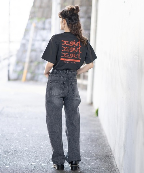 売れ筋商品|||デイ・ビルゲール・エ・ミッケルセン Tシャツ レディース トップス ALISSON CLASSIC - Top - black X-girl（エックスガール）の「GEOMETRIC MILLS LOGO S/S TEE