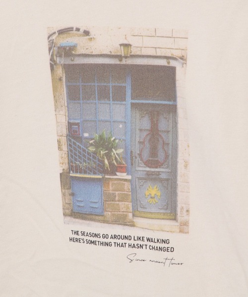 mysty woman(ミスティウーマン)の「フォトプリントビッグTシャツ 273532(Tシャツ/カットソー・レディース・ホワイト系2/ホワイト系5/ベージュ系1/ベージュ系2・FREE)」の22枚目の写真