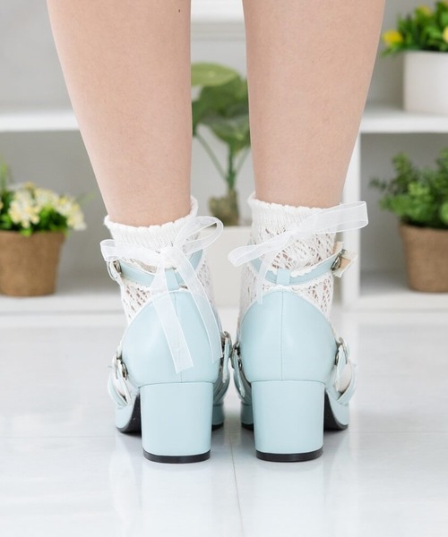 BODYLINE（ボディライン）の「ガーリーやゴスロリファッションにも使える スカラップレース風アンクル&クロスストラップのレディースロリータシューズ（パンプス・レディース・ブラック×ホワイト/レッド/サックスブルー/ブラック/ホワイト・S/M/L）」の10枚目の写真