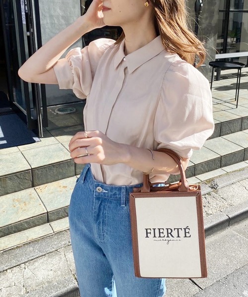 one after another NICE CLAUP（ワンアフターアナザーナイスクラップ）の「袖ボリュームパールボタンブラウス（シャツ/ブラウス・レディース・オフホワイト/ブラック/ベージュ/ストライプ・FREE）」の3枚目の写真