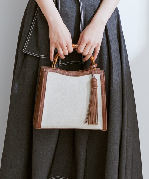 cache cache(カシュ カシュ)の「【cache cache】バンブーハンドル2WAYトートバッグ(ショルダーバッグ・レディース・ブラック/キャメル・FREE)」の5枚目の写真