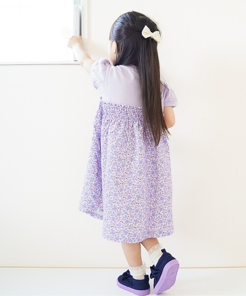 SHOO・LA・RUE（シューラルー）の「◆【90-140cm】花柄シャーリング切替ワンピース（ワンピース・キッズ・ライトパープル/ピンク系5・11/10/12/13/14/09）」の13枚目の写真