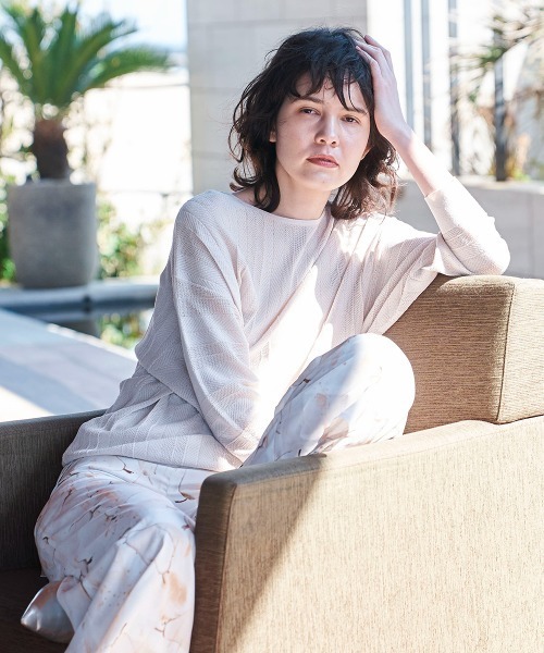 la.f…(ラエフ)の「ドルマンスリーブストライプニット《手洗い可能》(ニット/セーター・レディース・ベージュ/オレンジ/ホワイト系その他/ブラウン・9号/7号)」の4枚目の写真