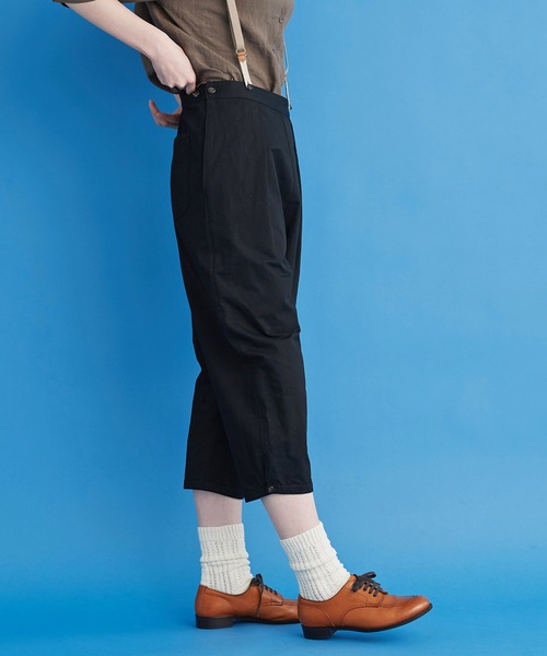 Malle（マル）の「malle コンパクトリネンカルゼ 短めパンツ（その他パンツ・レディース・ブラック/ベージュ・FREE）」の11枚目の写真