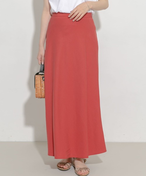 URBAN RESEARCH ROSSO WOMEN(アーバンリサーチ ロッソ)の「リネンフレアーナロースカート(スカート・レディース・ブラウン/グリーン/アイボリー/レッド・38/36)」の4枚目の写真