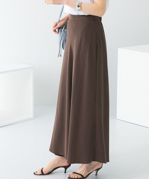 URBAN RESEARCH ROSSO WOMEN(アーバンリサーチ ロッソ)の「リネンフレアーナロースカート(スカート・レディース・ブラウン/グリーン/アイボリー/レッド・38/36)」の6枚目の写真