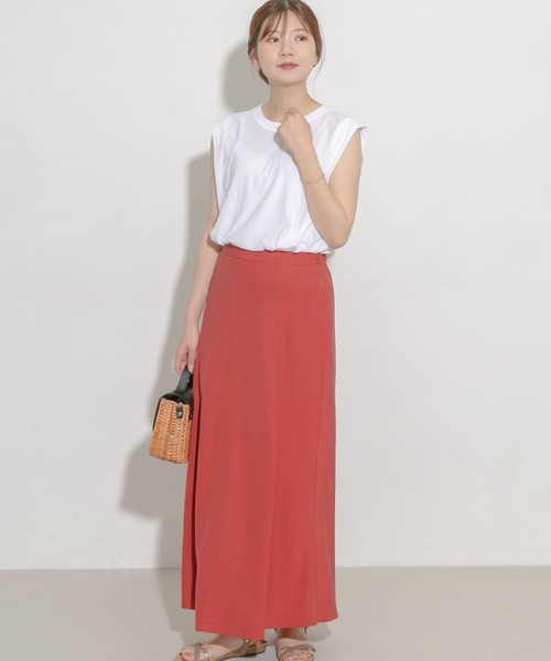 URBAN RESEARCH ROSSO WOMEN(アーバンリサーチ ロッソ)の「リネンフレアーナロースカート(スカート・レディース・ブラウン/グリーン/アイボリー/レッド・38/36)」の9枚目の写真