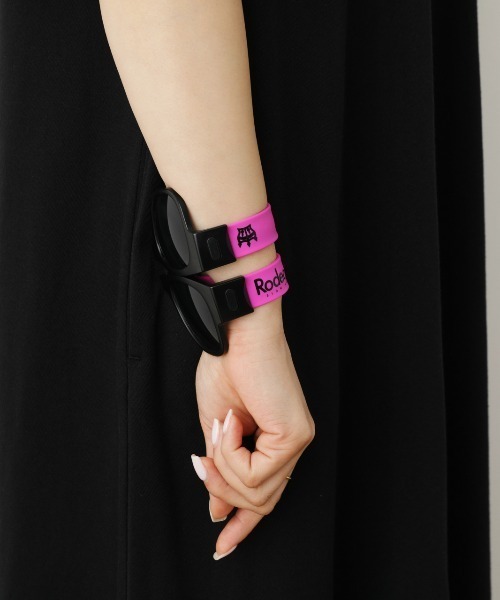 RODEO CROWNS WIDE BOWL（ロデオクラウンズワイドボウル）の「FOLDING SUNGLASSES（サングラス・レディース・ホワイト/ブラック/ピンク/ライム・FREE）」の11枚目の写真