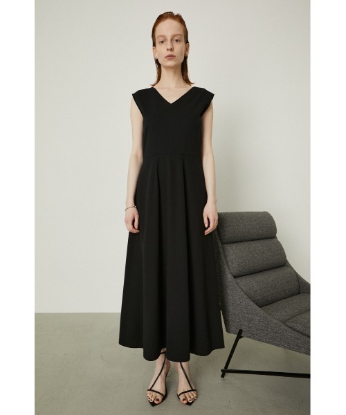 RIM.ARK（リムアーク）の「Both v-neck jersey dress